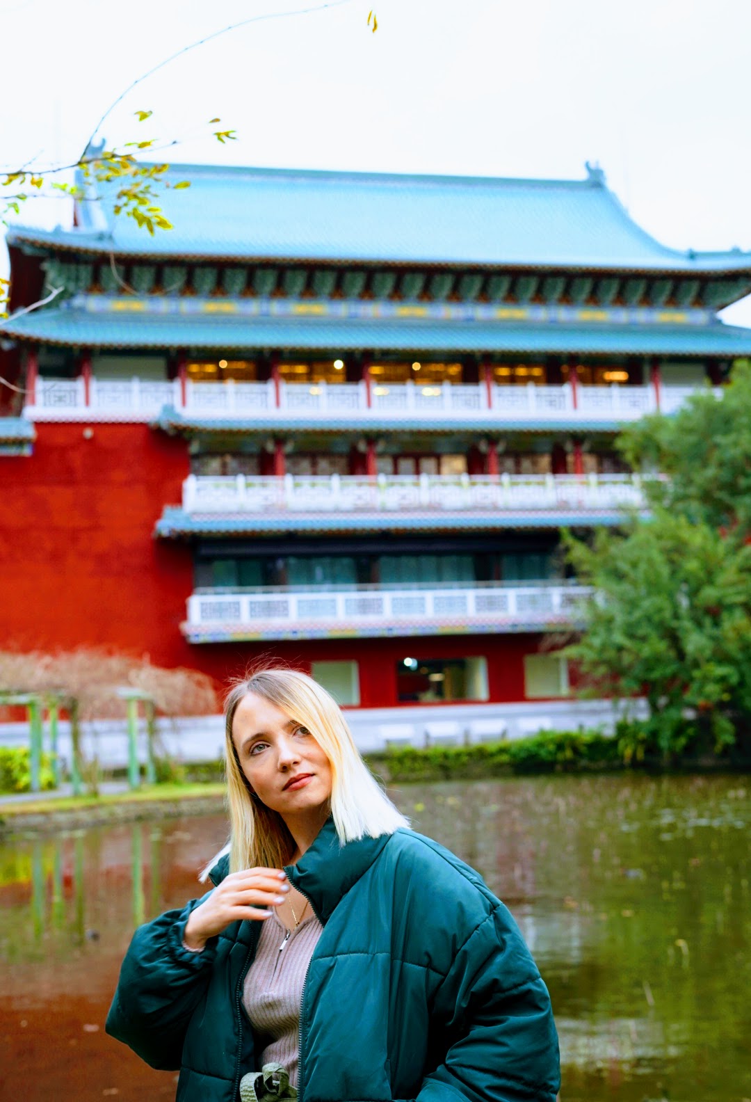 beti-in-front-of-lake.JPG